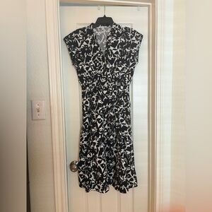 Elegant Black and White Patterned Midi Dress